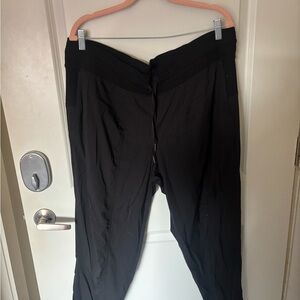 LULULEMON black studio dance jogger